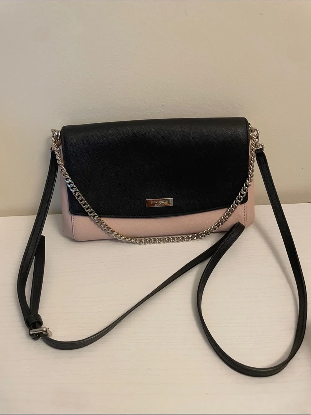 kate spade Black and Blush Twotone Crossbody leather strap and chain like NEW